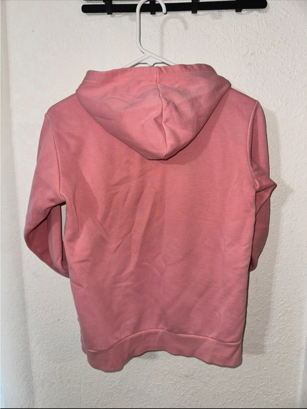 Sweater Subcategory Classification - Picture 3 of 3